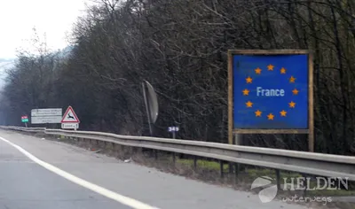 Titel Bild zu Milas Geburtstag 2013 en France